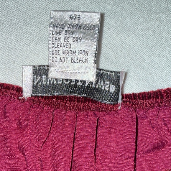 Newport News Y2K Velvet Maroon Blouse - Picture 3 of 9
